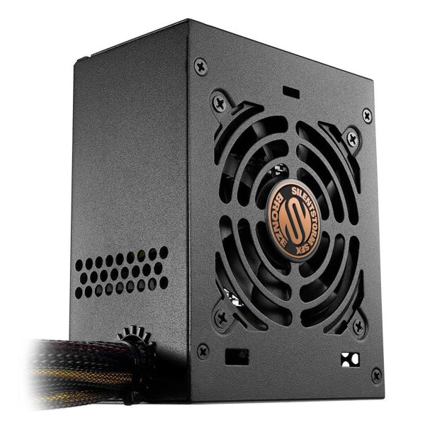 Sharkoon SilentStorm SFX Bronze - 450 W - 100 - 240 V - 50 - 60 Hz - 7 A - +12V,+3.3V,+5V,+5Vsb,-12V - 120 W