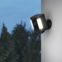 Ring Spotlight Cam Plus Battery - IP-Sicherheitskamera - Draußen - Kabellos - Decke/Wand - Schwarz - Box
