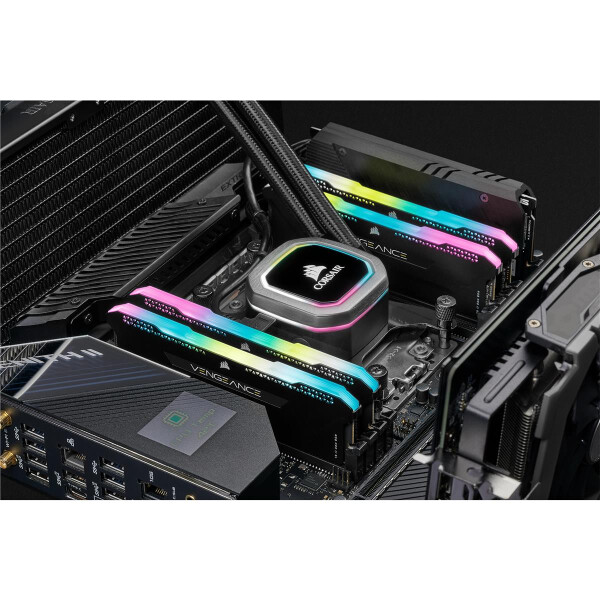 Corsair Vengeance RGB Pro CMH32GX4M2Z3600C18, 32 GB, 2 x 16 GB, DDR4, 3600 MHz, 288-pin DIMM