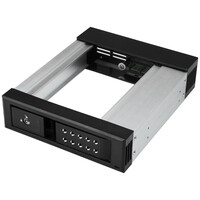 StarTech.com Hot-Swap Festplattenschacht von 5,25" auf 3,5" - Wechselbarer Laufwerksschacht für 3,5" SATA/SAS Laufwerke - Aluminium, 13,3 cm (5.25"), Carrier Panel, Schwarz, 10 TB, 3.5", SATA, Serial ATA II, Serial ATA III, Serial Attached SCSI (SAS)